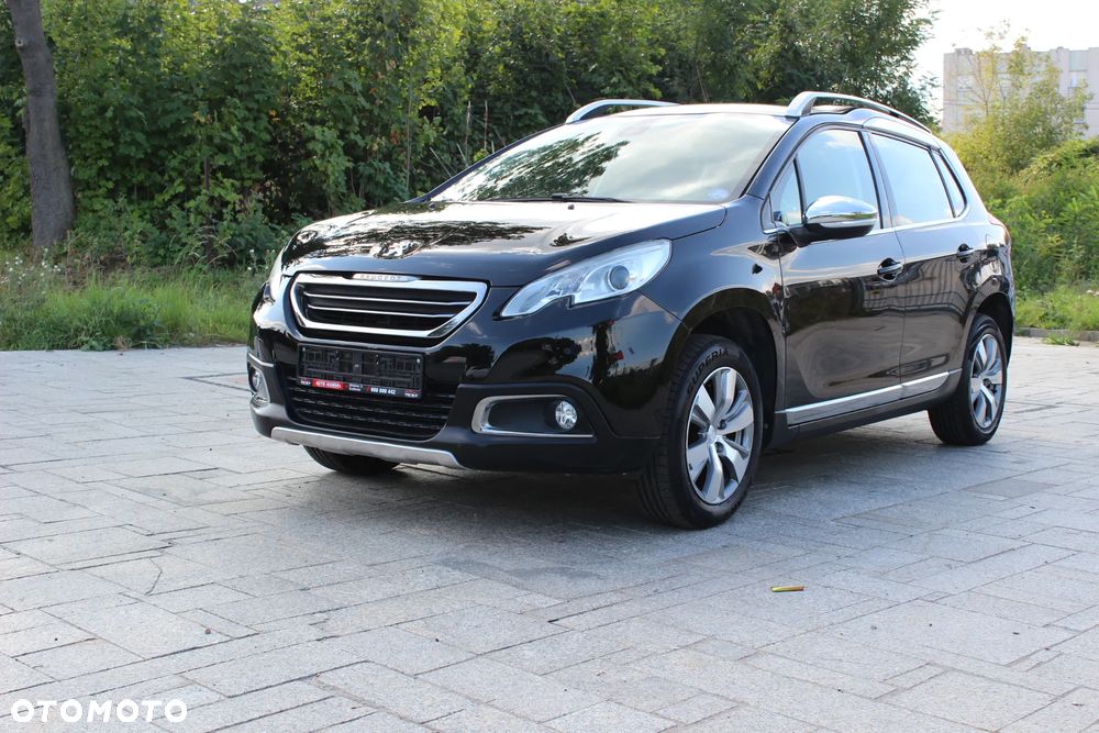 Peugeot 2008 1.2 VTi Allure - 3