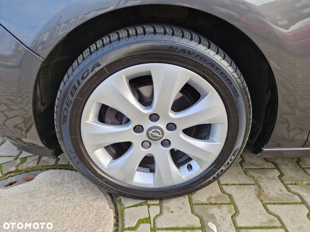 Opel Astra 1.7 CDTI DPF Design Edition - 32