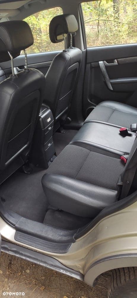 Chevrolet Captiva 2.0 d LT medium - 7