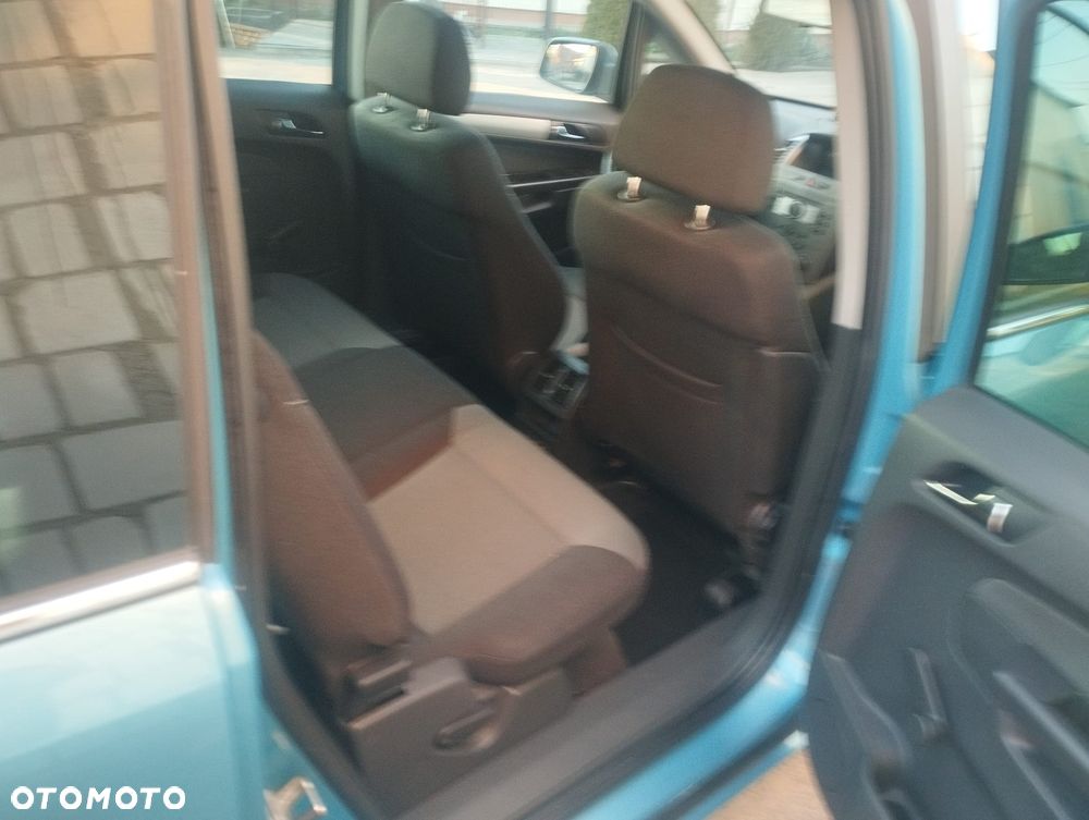 Opel Zafira 1.6 - 12