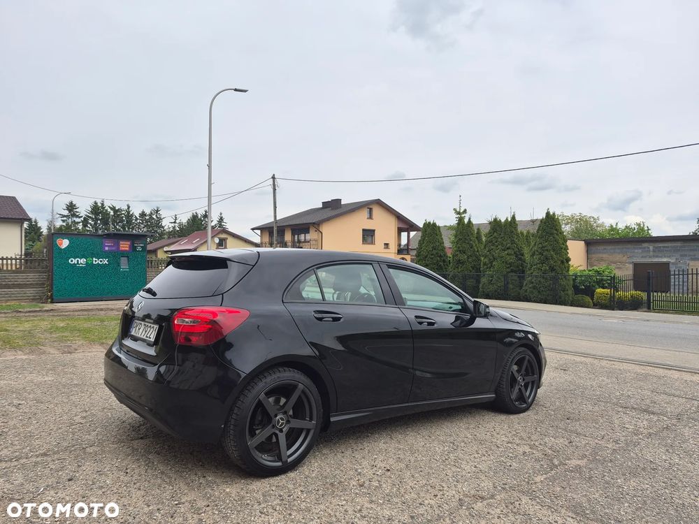 Mercedes-Benz Klasa A 180 d AMG Line - 3