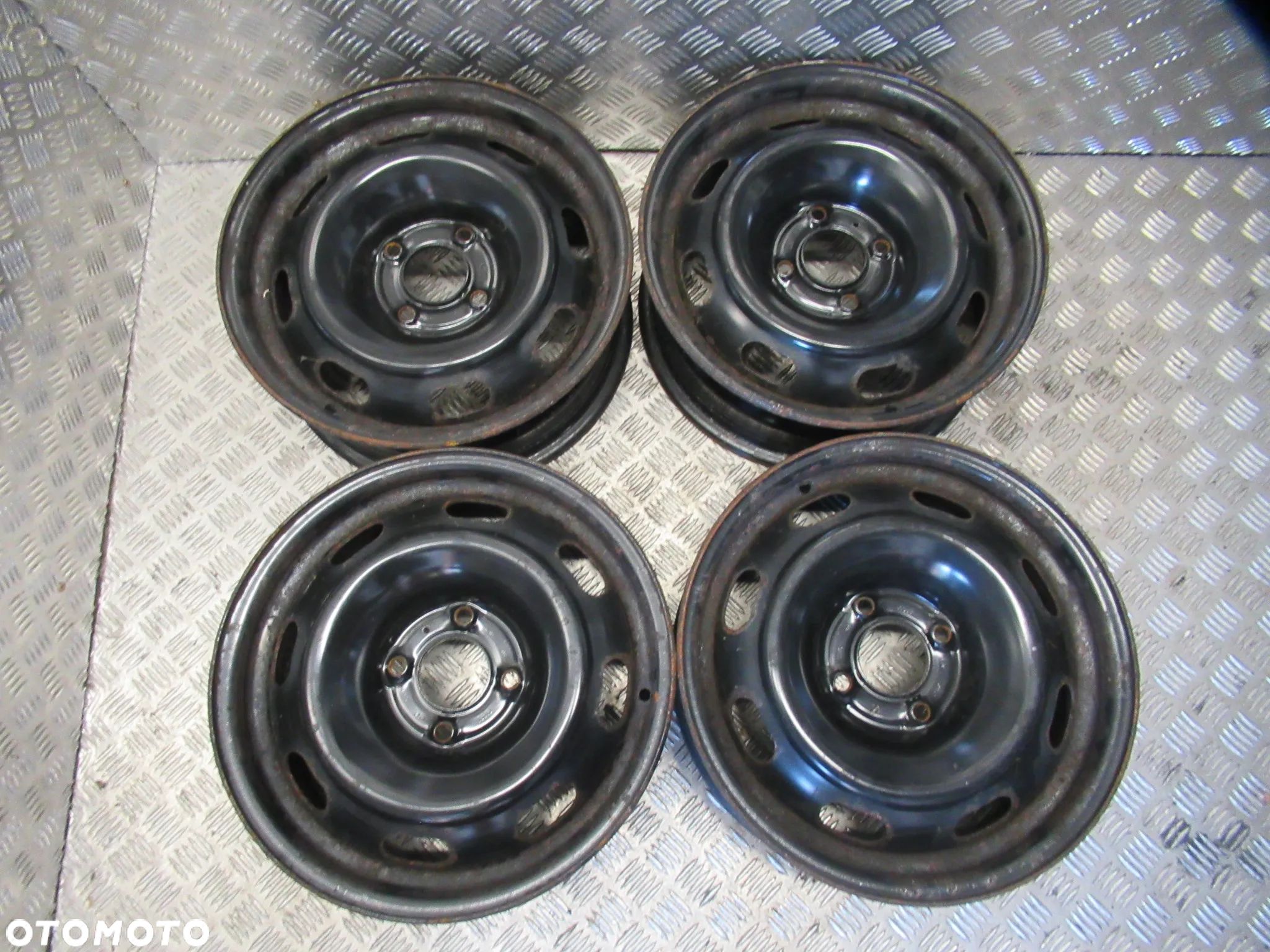 Felgi Peugeot 207 208 2008 Partner Citroen C2 C3 C4 DS3 Berlingo 6Jx15 et27 4x108 - 1