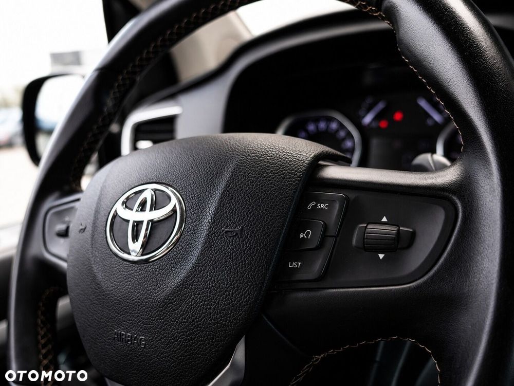Toyota Proace Verso 2.0 D4-D Long VIP - 17