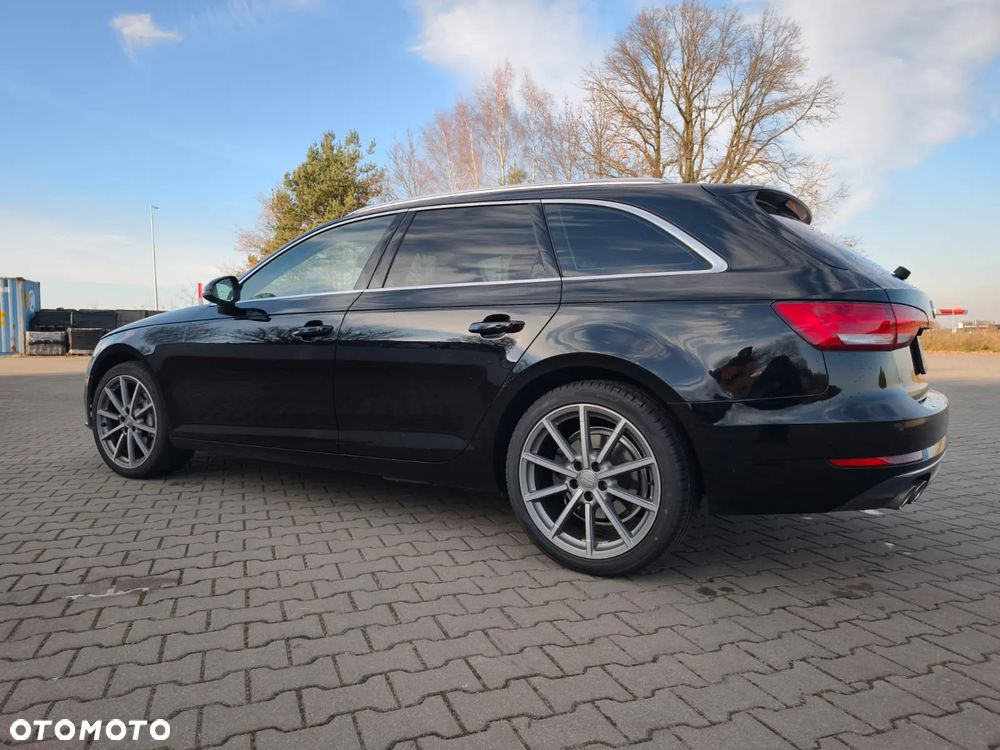 Audi A4 Avant 2.0 TDI Design S tronic - 6