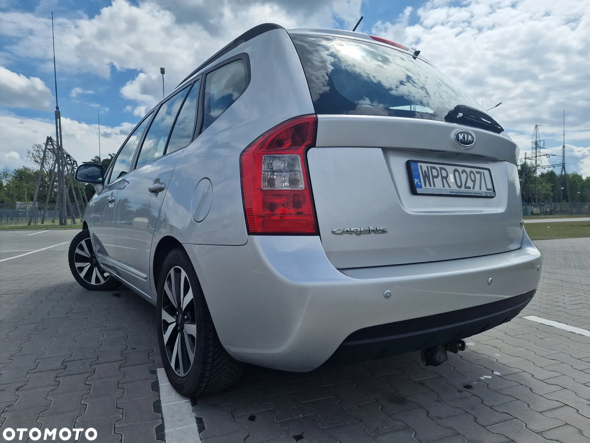 Kia Carens 2.0 CVVT Spirit - 7