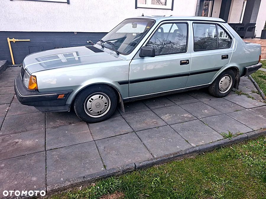 Volvo 340 1.6D DL - 1