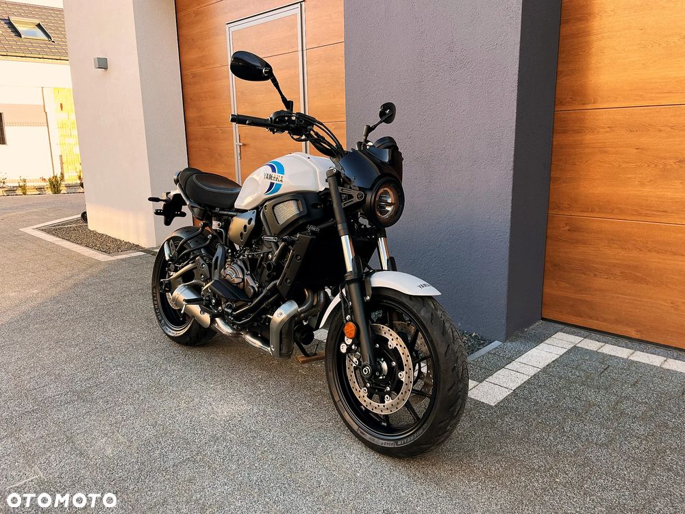 Yamaha XSR - 1