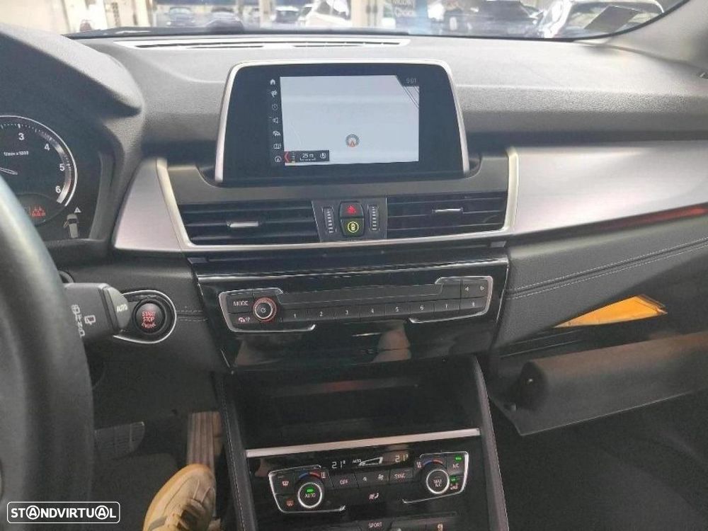 BMW 216 Gran Tourer d 7L Line Luxury Auto - 3
