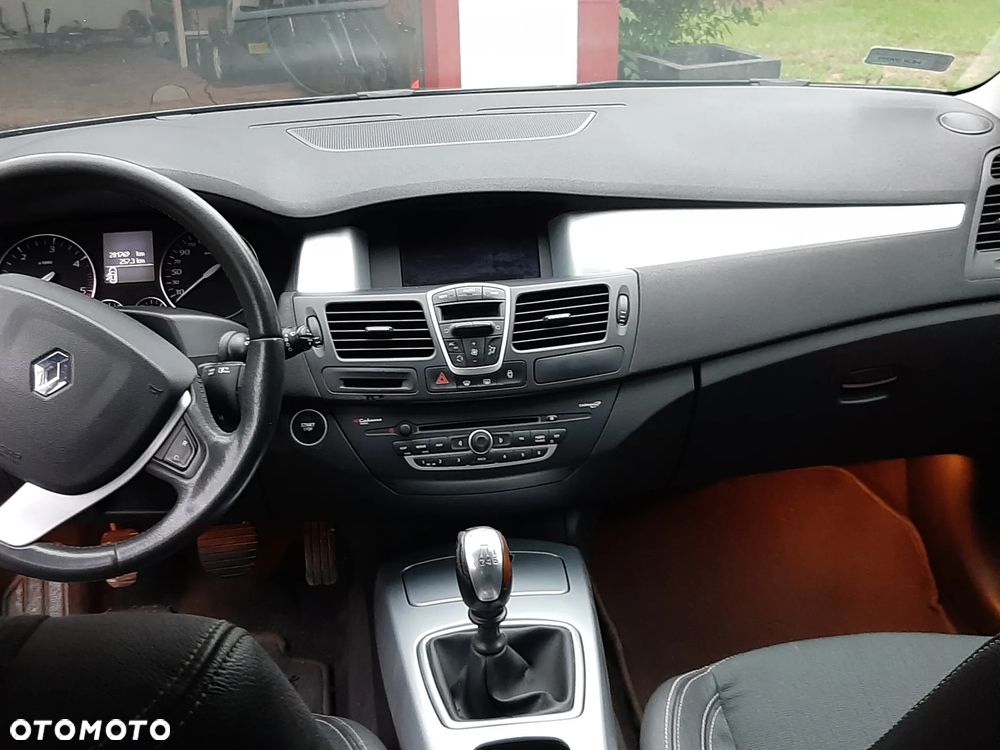 Renault Laguna 2.0 dCi Expression - 11
