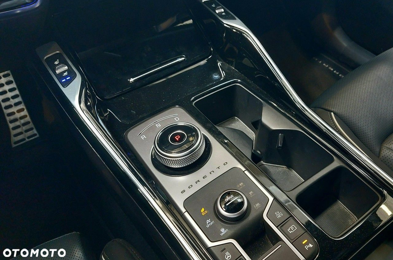 Kia Sorento - 28