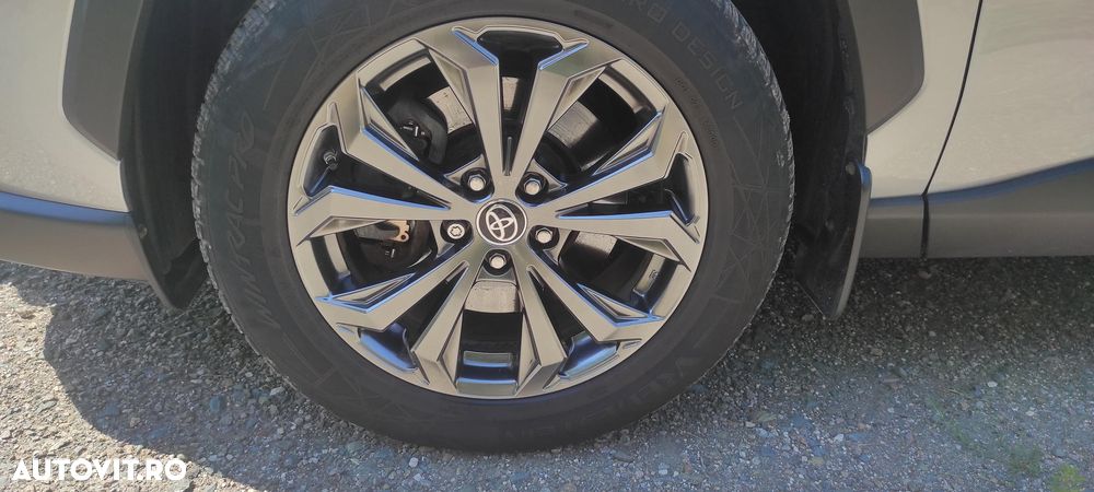 Toyota RAV4 - 32