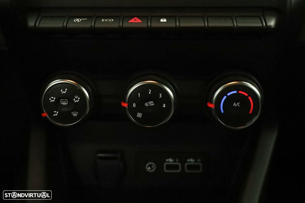 Renault Clio 1.0 TCe Evolution - 11