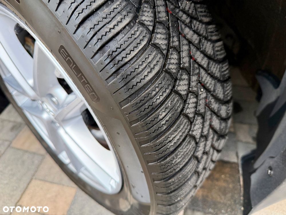 Toyota Avensis Touring Sports 1.8 Edition S+ - 36