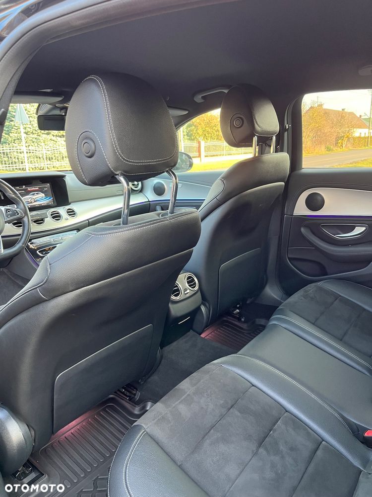 Mercedes-Benz Klasa E 220 d 9G-TRONIC - 12