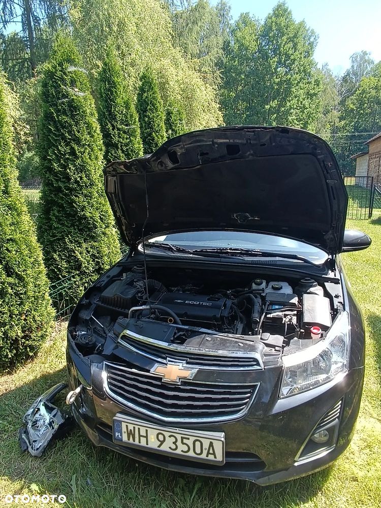 Chevrolet Cruze 1.6 LT - 11