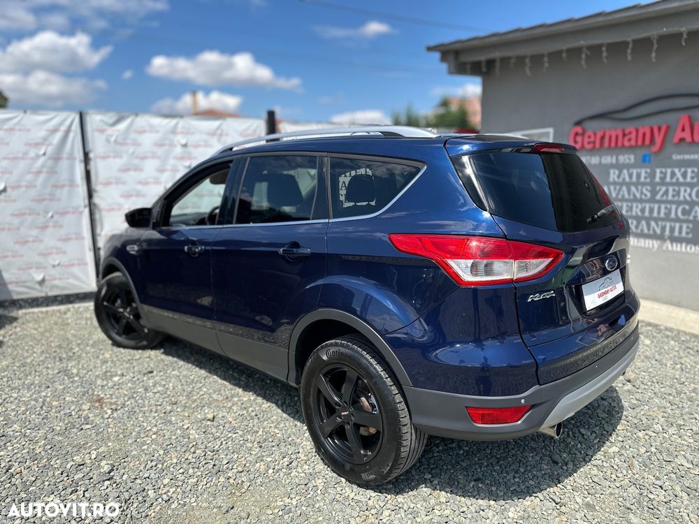 Ford Kuga 1.6 EcoBoost 2x4 Titanium - 4