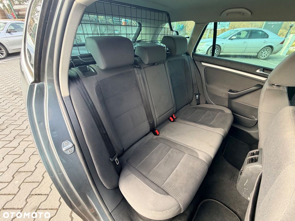 Volkswagen Golf 1.4 FSI Sportline - 12