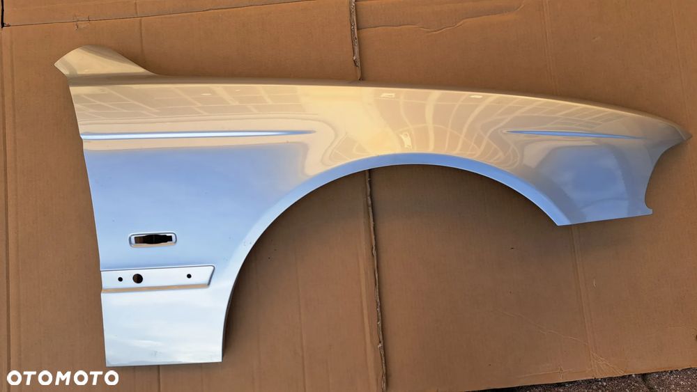 BŁOTNIK BMW E39 titansilber metalic 354 przód prawy - 1