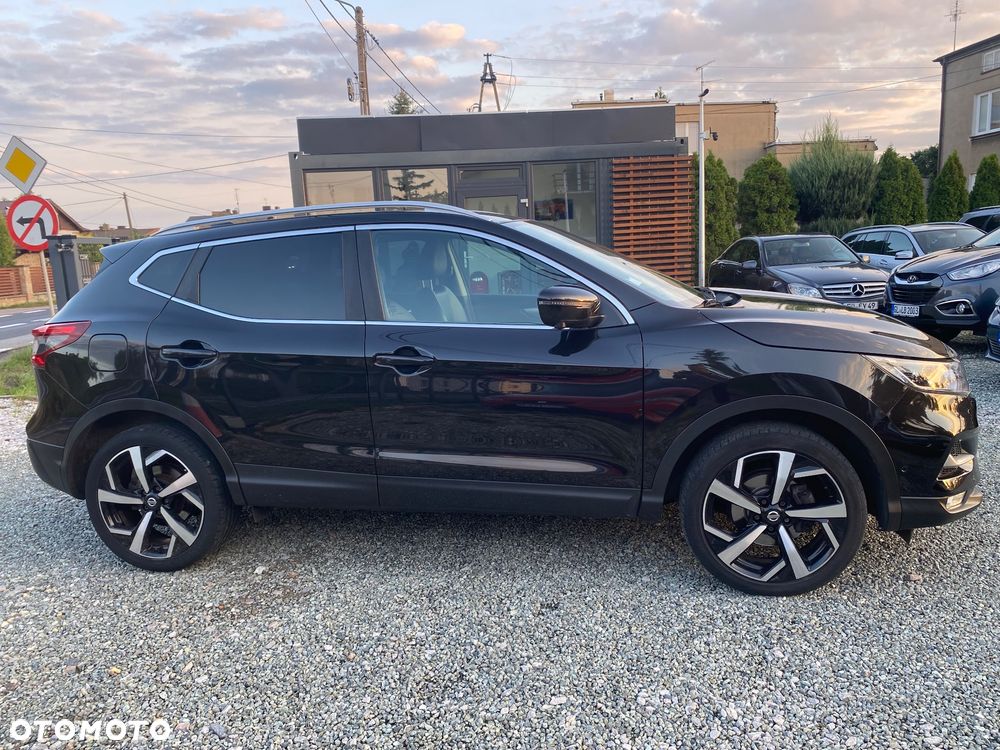 Nissan Qashqai 1.6 DIG-T Tekna+ - 16