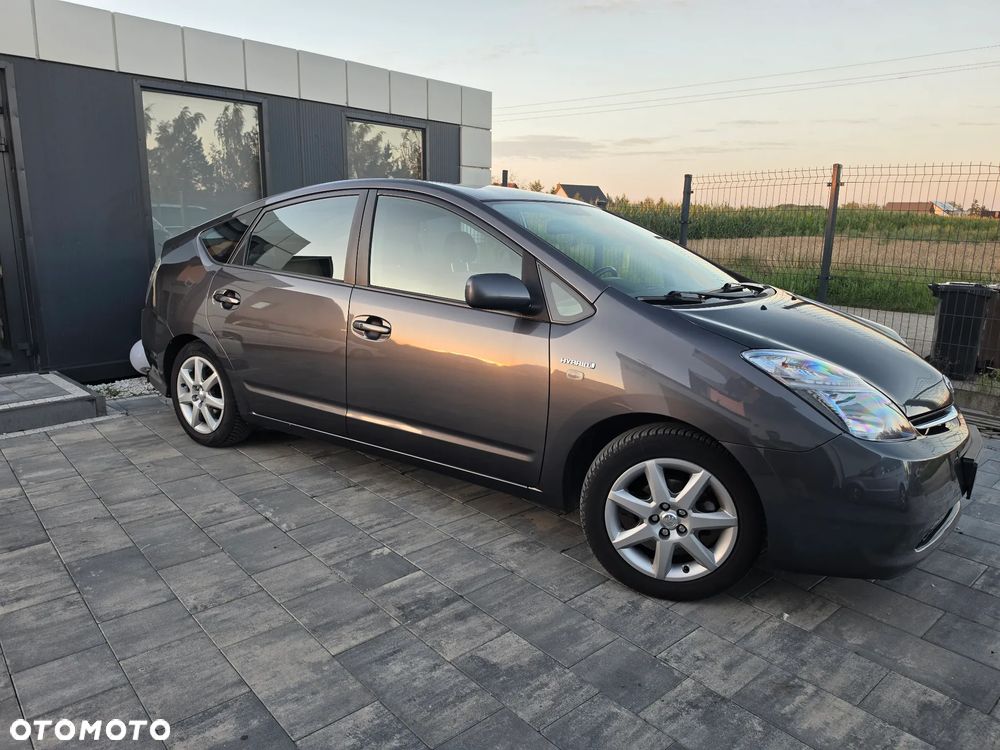 Toyota Prius - 15