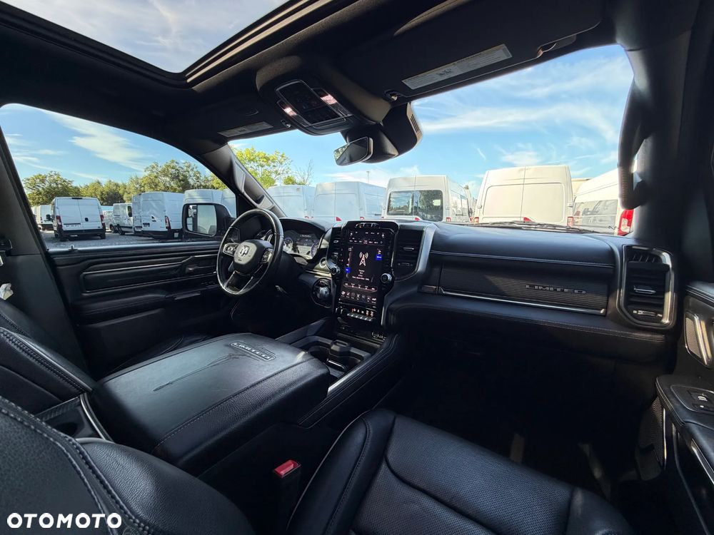 RAM 1500 Crew Cab Longbed Longhorn - 18