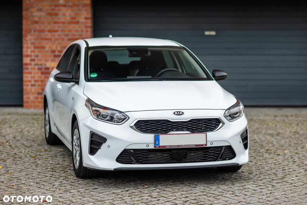 Kia Ceed 1.0 T-GDI 100 OPF Attract - 2