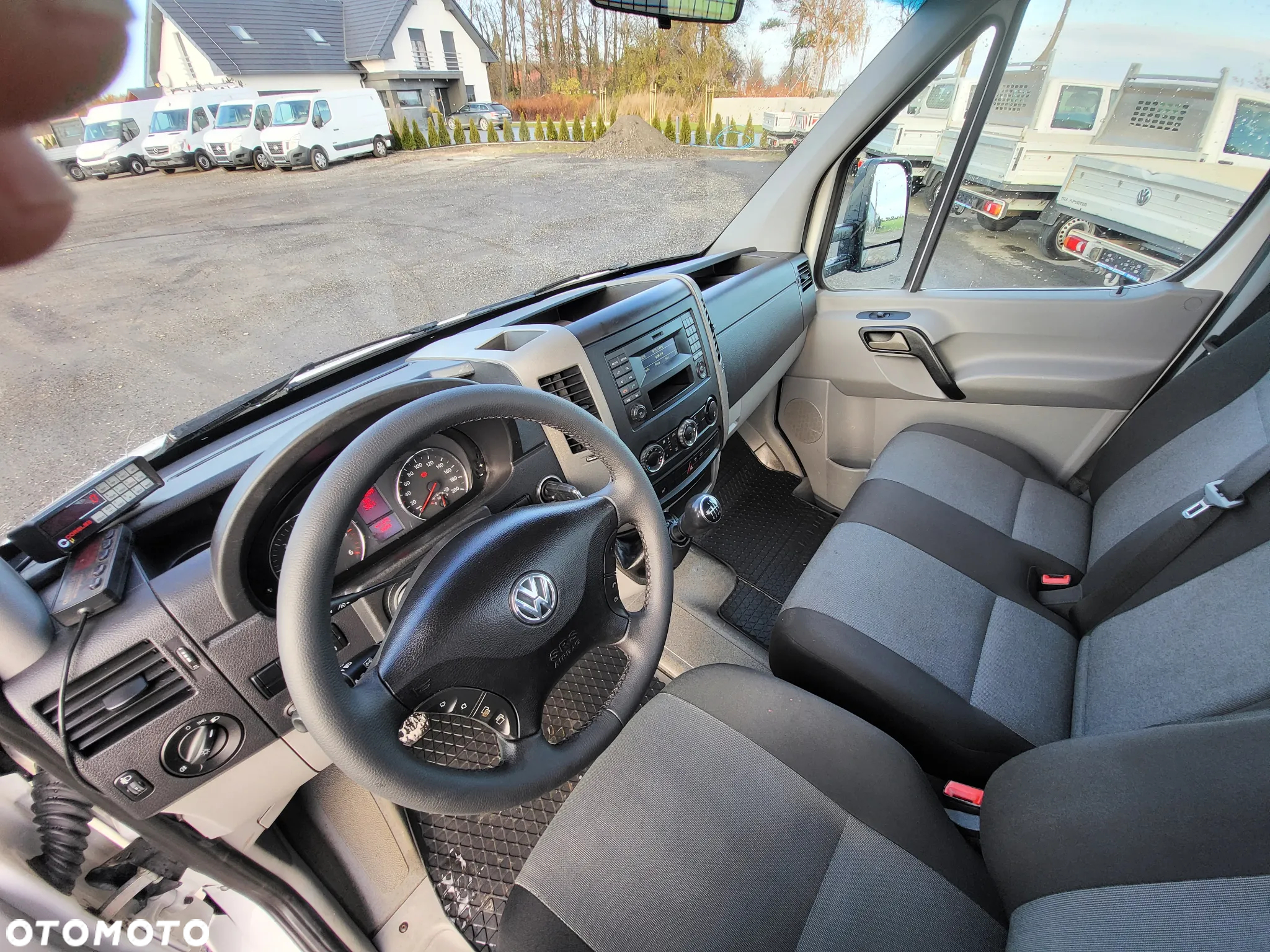 Volkswagen Crafter 2.0 tdi 160 ps skrzynia 3.5 m klima super stan webasto - 13