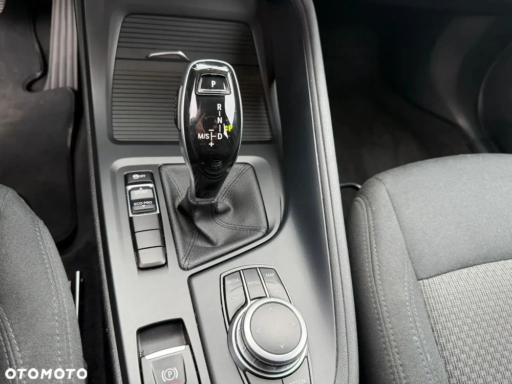 BMW X1 sDrive18i - 17