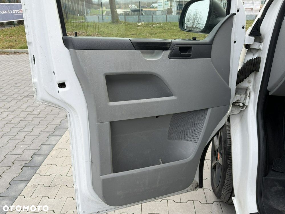 Volkswagen Transporter - 15