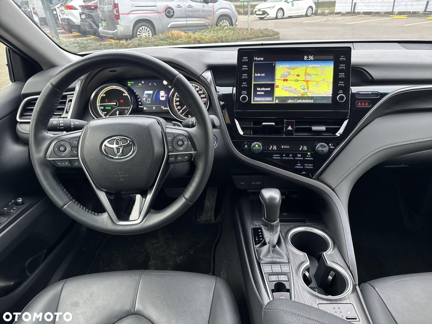 Toyota Camry - 10