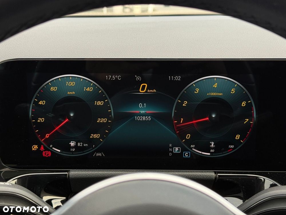 Mercedes-Benz GLA 200 Progressive - 28