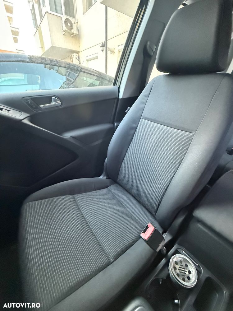 Volkswagen Tiguan - 19