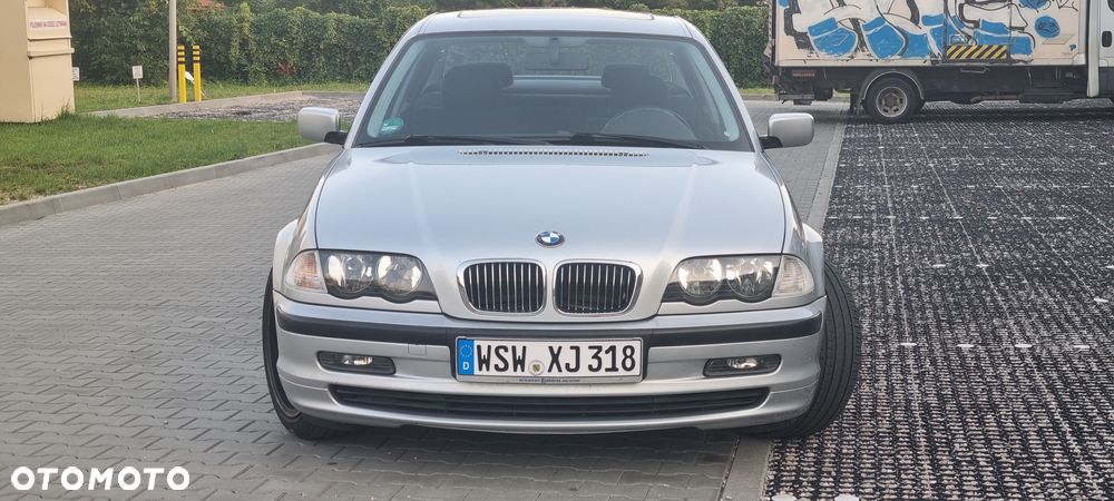 BMW Seria 3 - 1