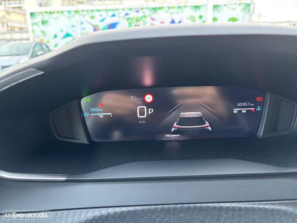 Peugeot 2008 - 5