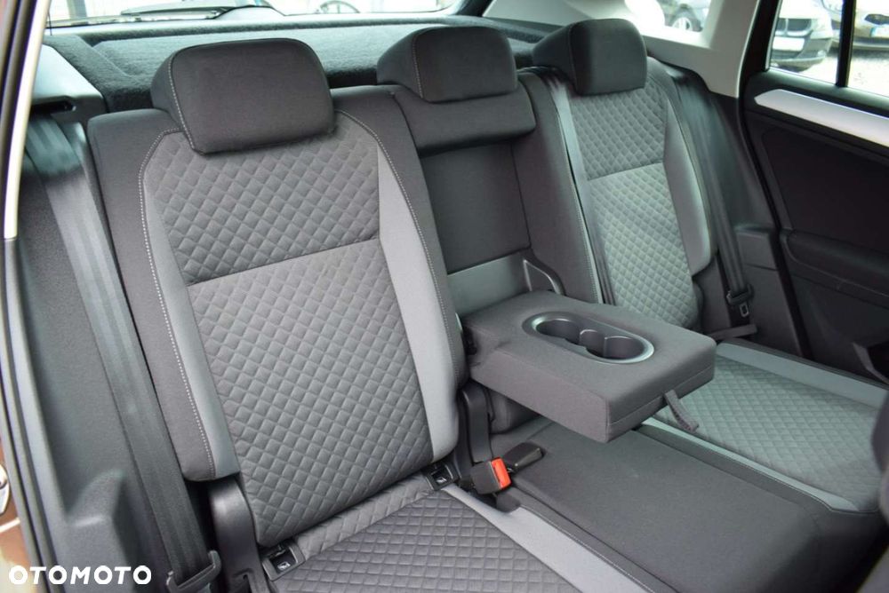 Volkswagen Tiguan - 25