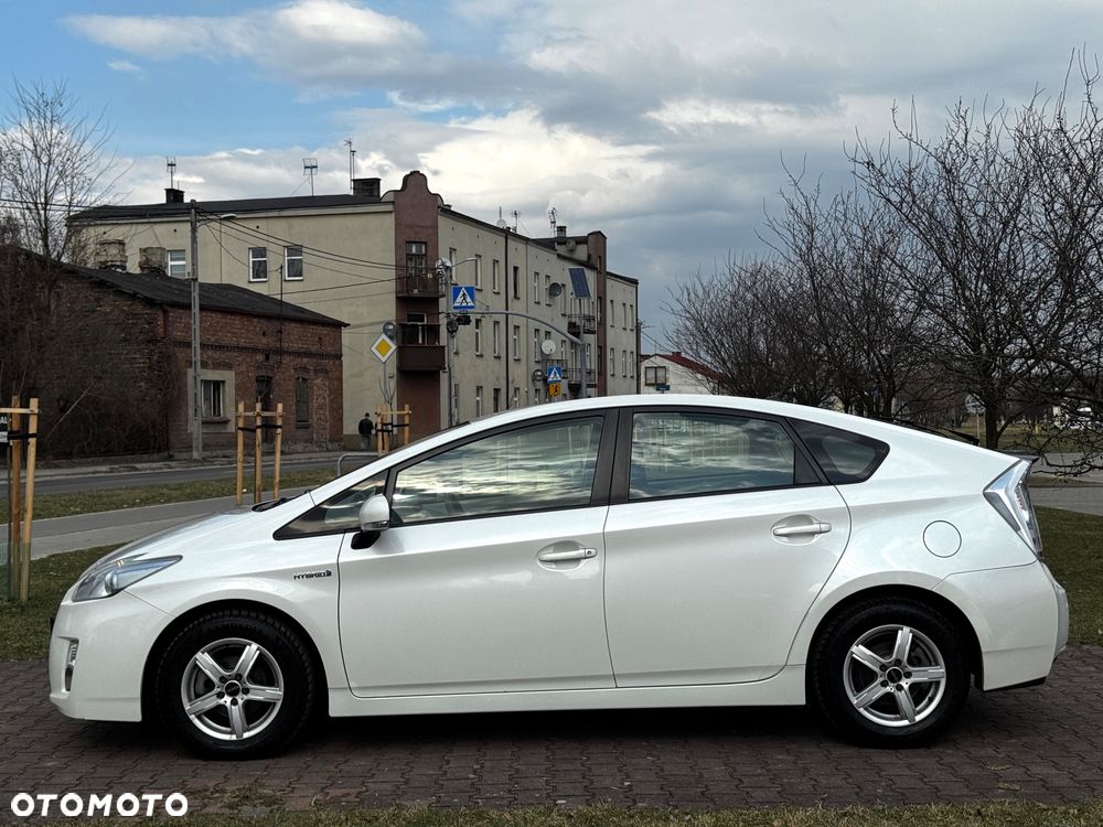 Toyota Prius - 28