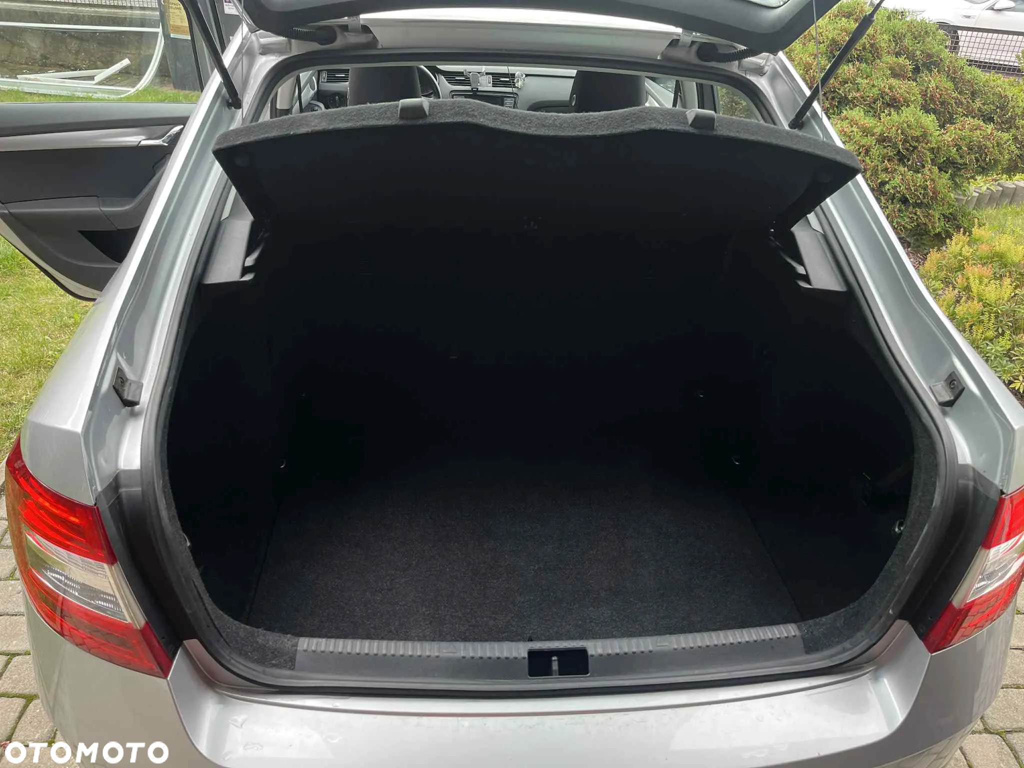 Skoda Octavia 1.6 TDI Active - 9
