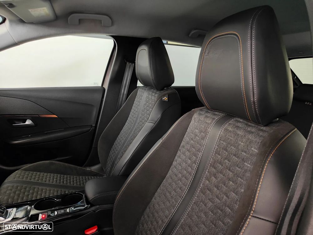 Peugeot 208 1.2 PureTech Allure Pack EAT8 - 33