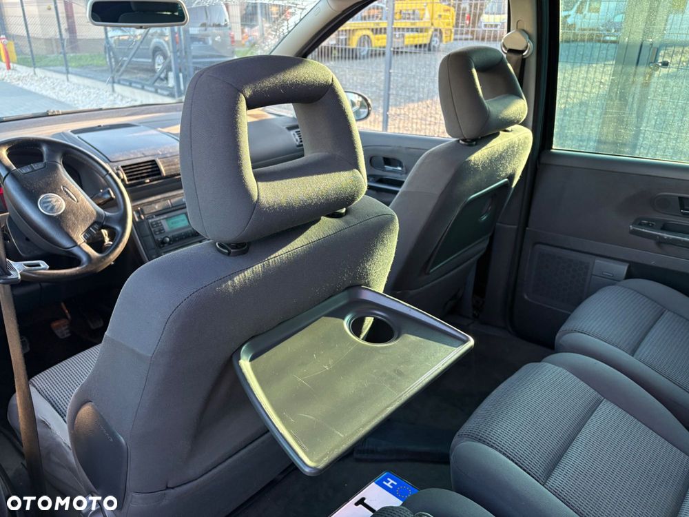 Volkswagen Sharan - 7