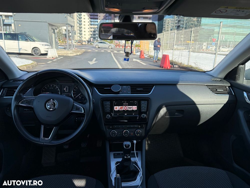 Skoda Octavia 1.6 TDI Ambition - 9