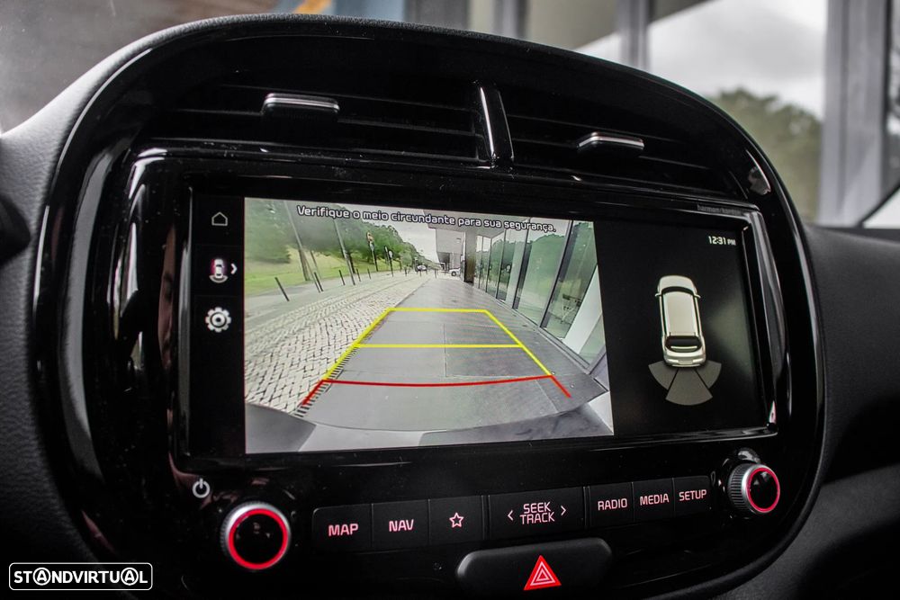 Kia e-Soul Vision - 46