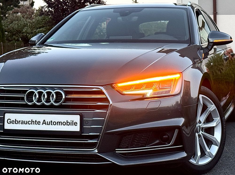 Audi A4 Avant 40 TFSI S tronic S line - 1