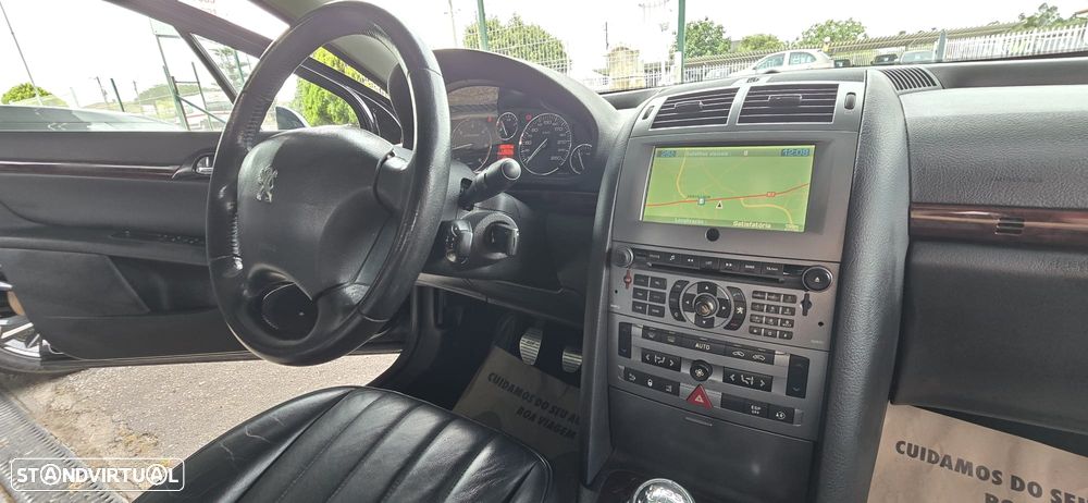 Peugeot 407 SW 2.2 HDi SE Navteq - 24