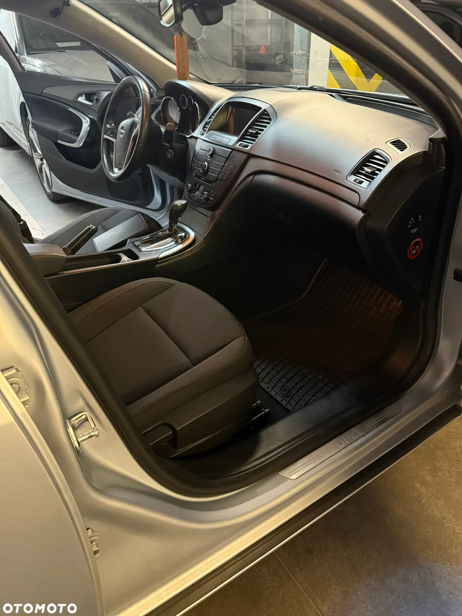 Opel Insignia 2.0 CDTI - 9