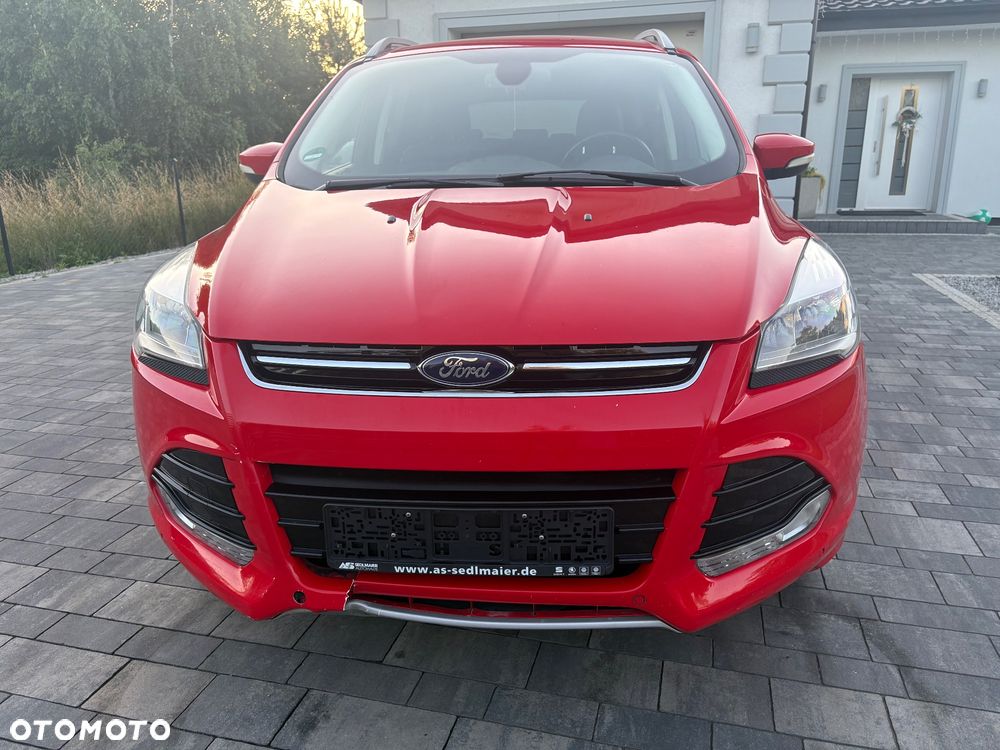 Ford Kuga 2.0 TDCi 2x4 Titanium - 22