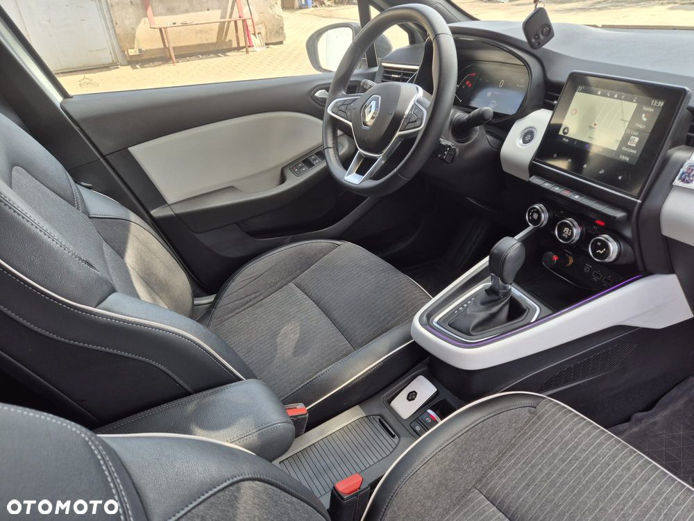 Renault Clio 1.0 TCe Techno X-Tronic - 8