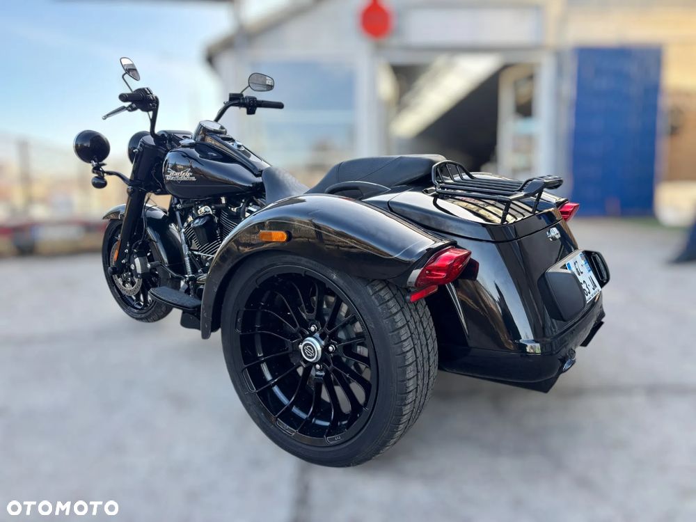 Harley-Davidson Trike Freewheeler - 4