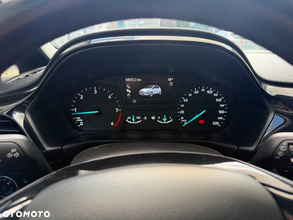 Ford Fiesta 1.5 TDCi SYNC Edition - 16