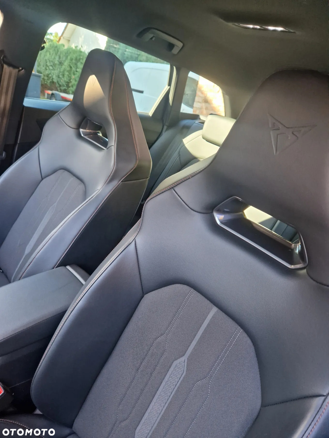 Cupra Leon 2.0 TSI 4Drive VZ DSG - 12