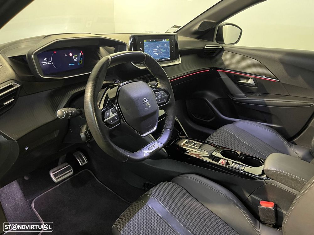 Peugeot e-208 50 kWh GT - 11